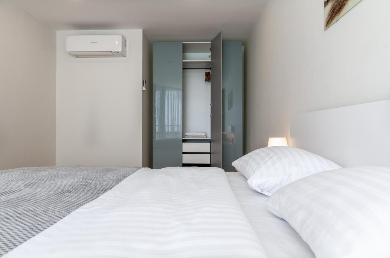 Elija Swan-Toy Apartments Šventoji Εξωτερικό φωτογραφία