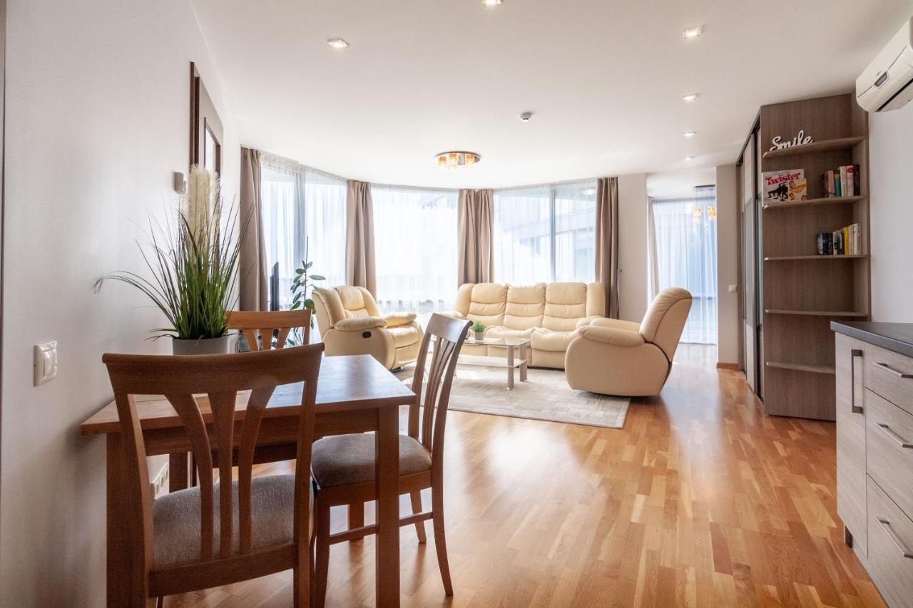 Elija Swan-Toy Apartments Šventoji Εξωτερικό φωτογραφία